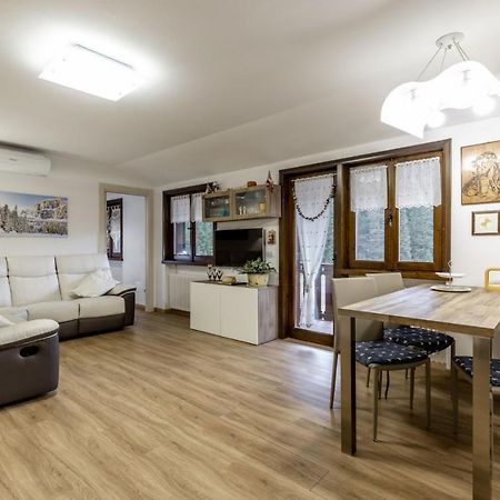 Des Alpes 2 Apartment Canazei Exterior photo