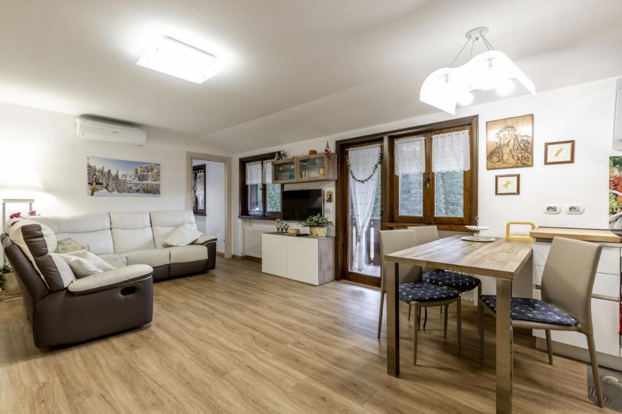 Des Alpes 2 Apartment Canazei Exterior photo