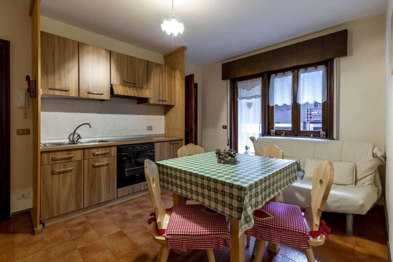 Des Alpes 2 Apartment Canazei Exterior photo